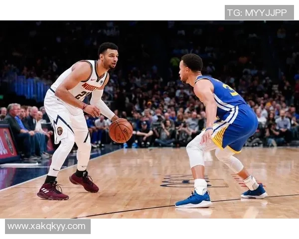 76人强势迎战热火迎接东部巅峰对决 双方阵容解析与比赛前瞻