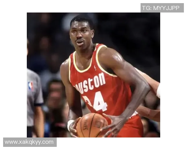 哈基姆·奥拉朱旺:从非洲篮球梦想到NBA传奇的辉煌人生与成就